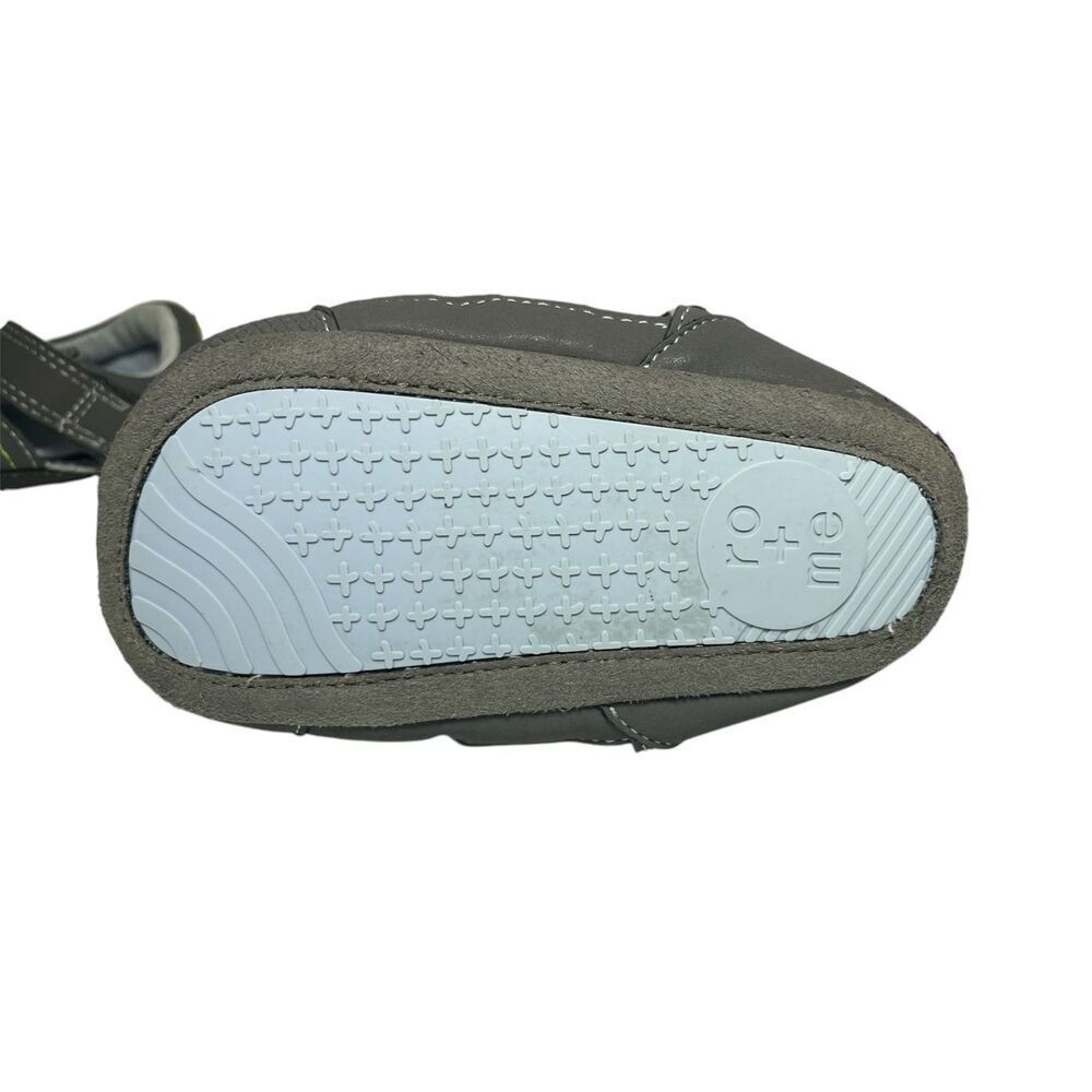 2 pair of shoes first walker and one pair of Robeez Fisherman Sandals - Gray 18- - Picture 11 of 12